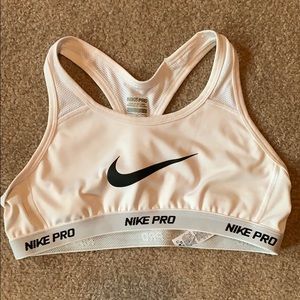 Kids size L Nike pro sports bra